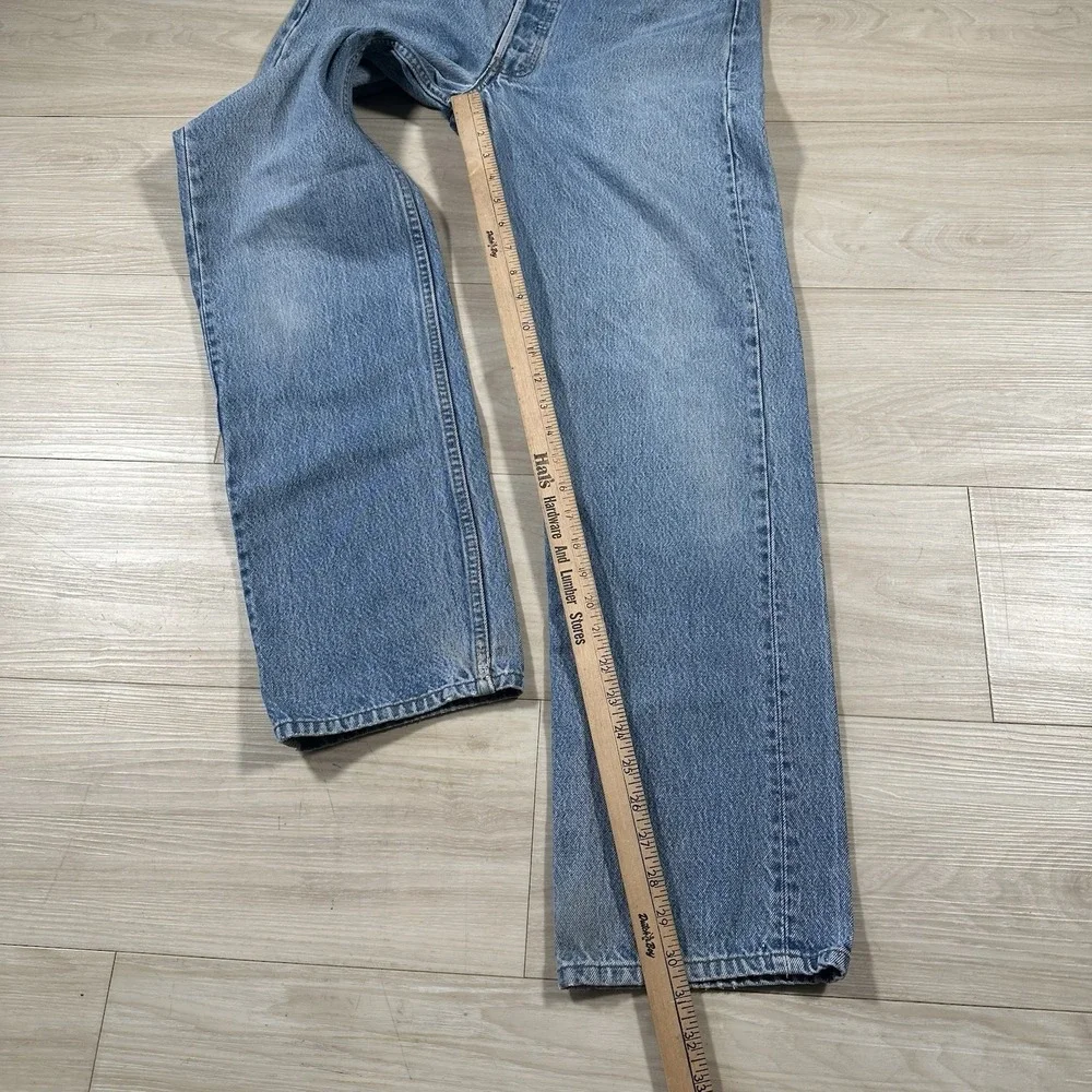 Vintage Levi's 501 Jeans Size 31x31 Light Wash Straight Leg 90s USA Made Button